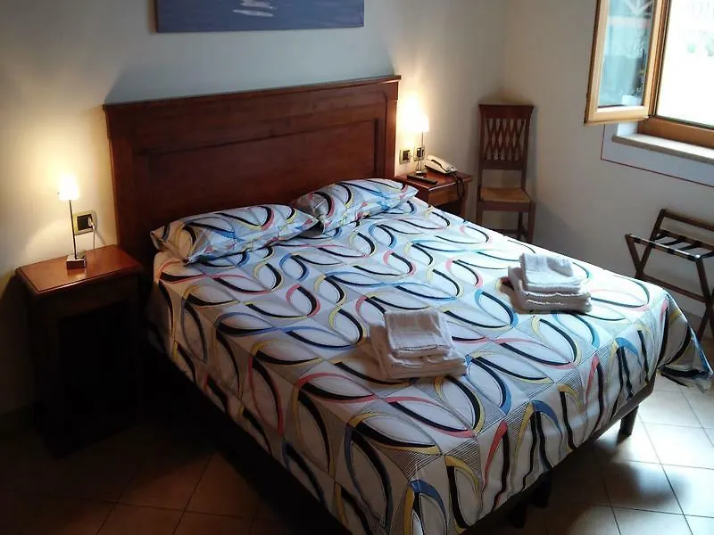 Corte Pontigliardo Lazise Hotel