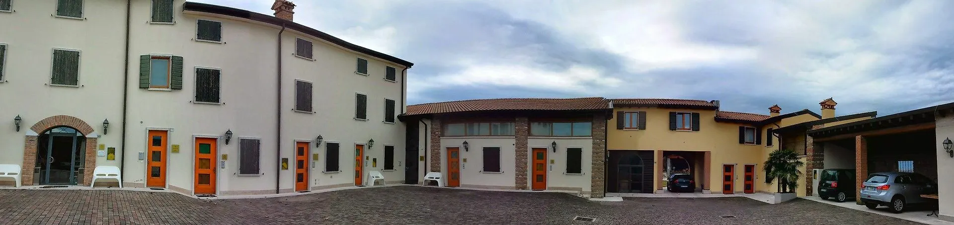 Corte Pontigliardo Lazise 0*,  Italy